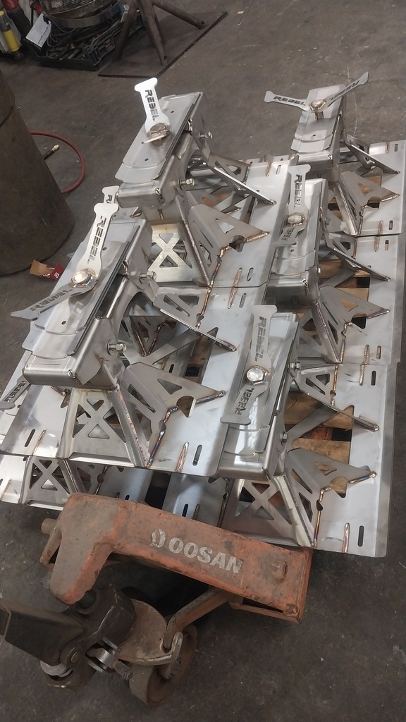 UNIVERSIAL SPARE TIRE CARRIER PRODUCTION STAINLESS UNITED MACHINE SHOP LAS VEGAS HENDERSON PRODUCTION